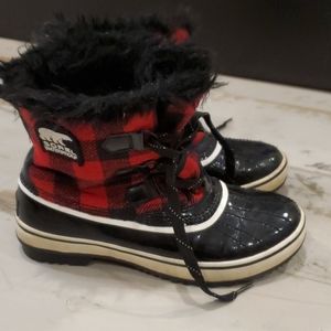 Sorel Buffalo check boots